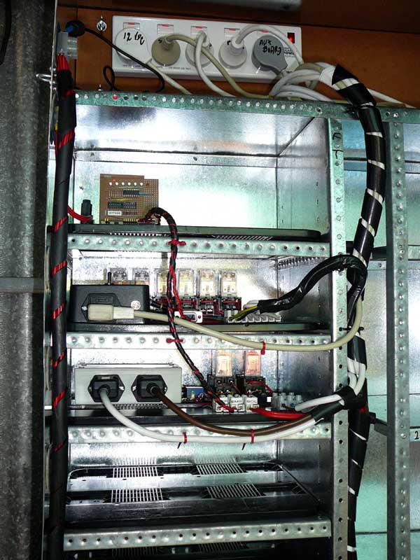 21-05 aqua 003 copy.jpg