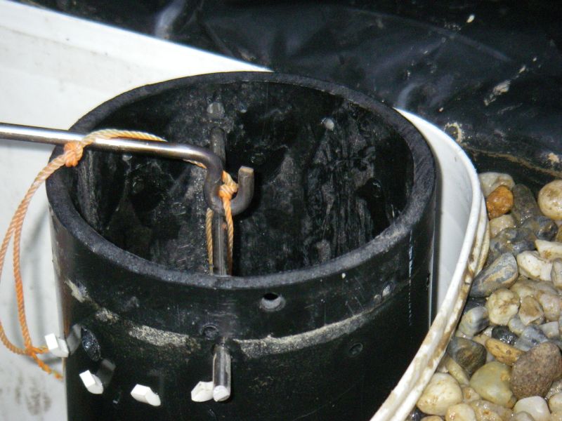 flush valve detail.jpg
