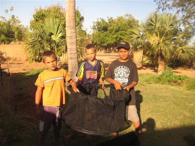 kids helping out 003 (Small).jpg