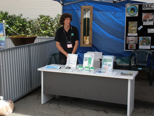 Mitch keeping an eye on things while Carl takes the photos.jpg