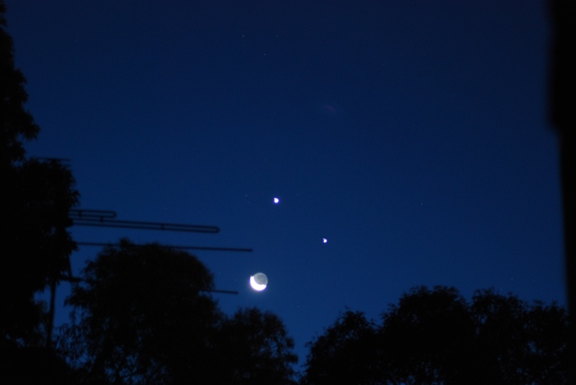 The moon is smiling on Australia.JPG