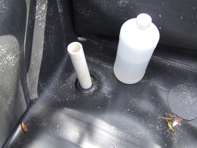 Uniseal through liner (Medium).JPG