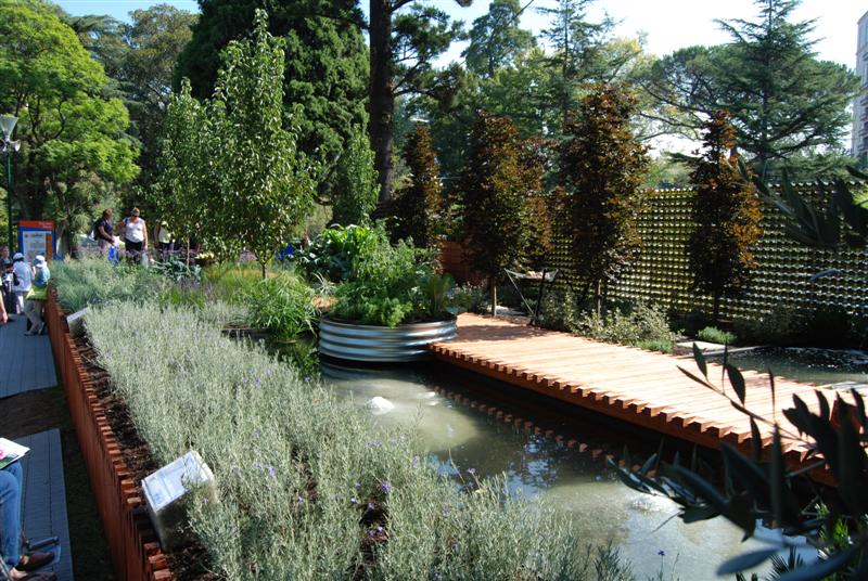 Melbourne 943 (Medium).jpg