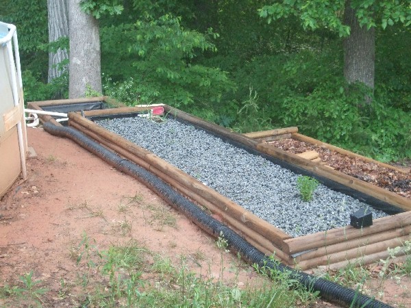 Doug's AP system, pool, and dirt garden.JPG