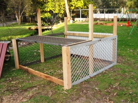 chook tractor 01.JPG