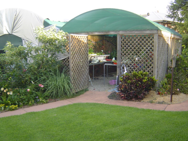 Larger Bushhouse.JPG