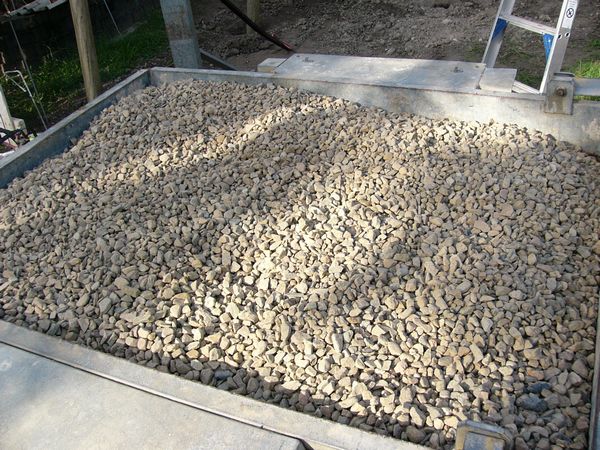 tn_river gravel on trailer.JPG