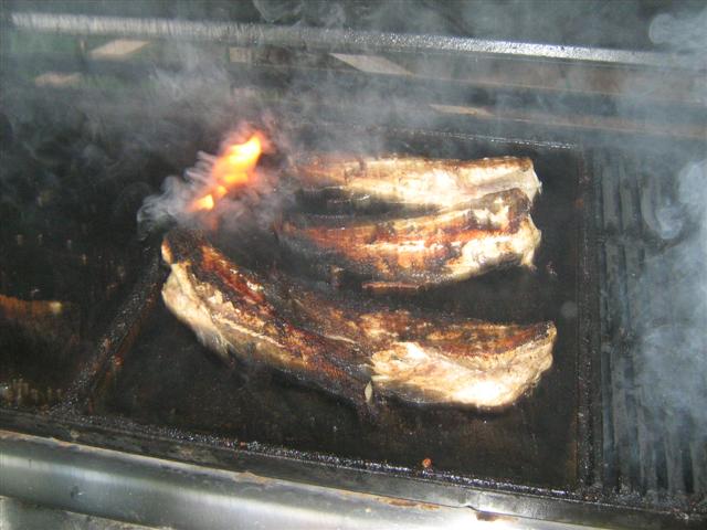 Catfish for eating 014 (Small).jpg