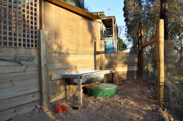 Sump tank and bed 2 in.jpg