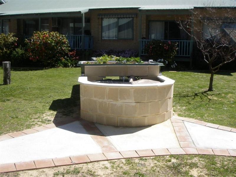 P9250019 (Medium).jpg