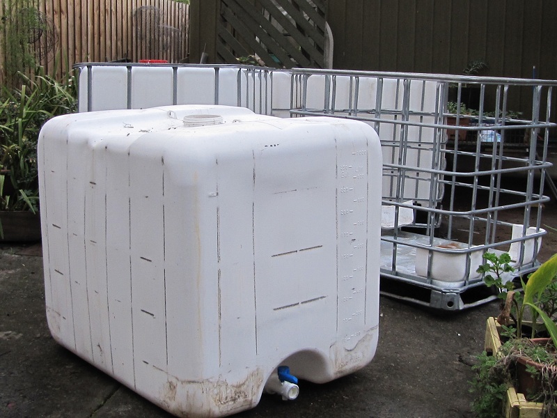 sump tank liner out of its cage 2010.jpg