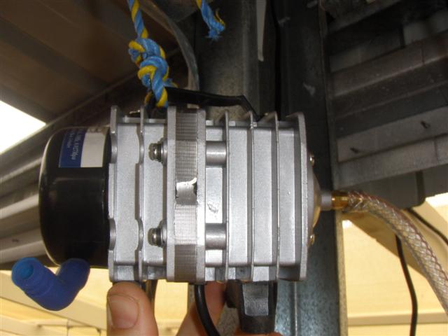 Air pump (Small).JPG
