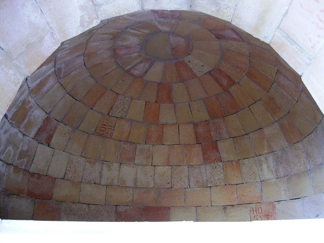pizza oven 065.jpg