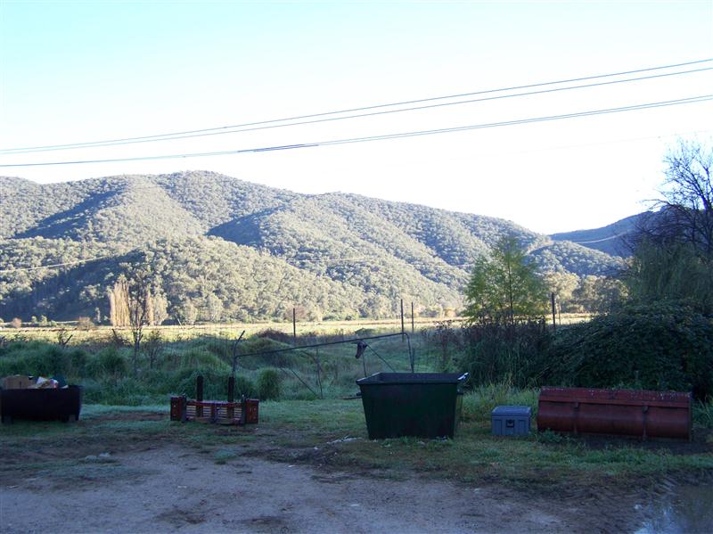 100_6177 (Custom).JPG