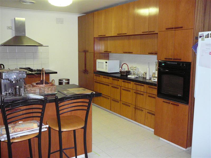 P1050560 (Custom).JPG