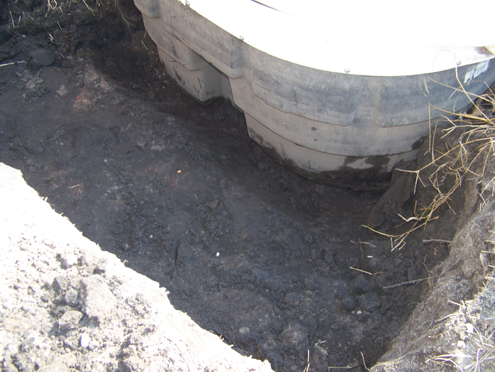 digging out hole 2.jpg