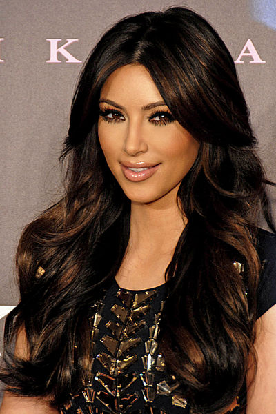 400px-Kim_Kardashian_2011.jpg