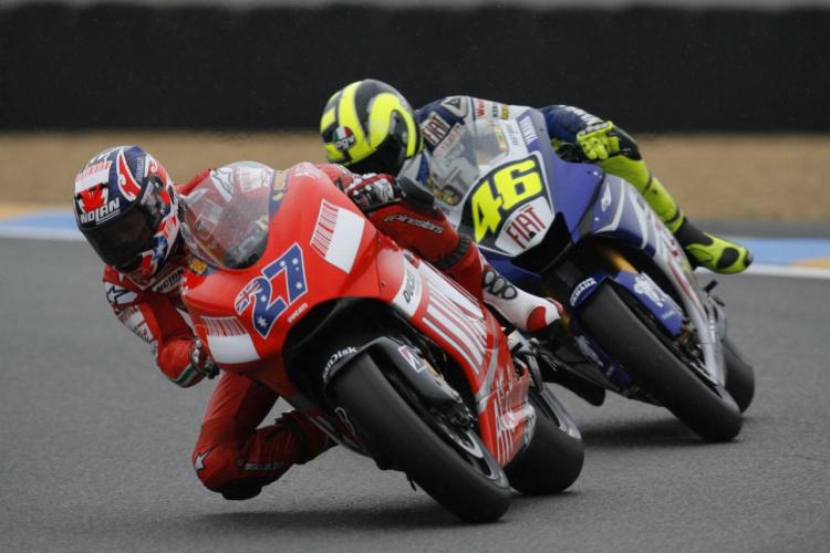 Stoner.lemans.07.blockingrossi.jpg