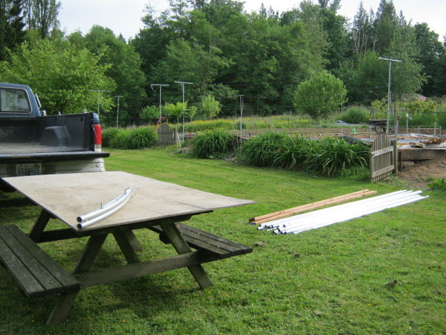 greenhouse construction- day 1 003.JPG