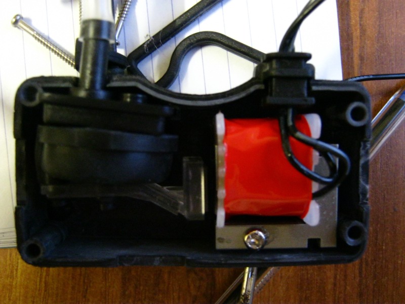 120 Things in 20 years - Electronics - 12 Volt AC air pump.JPG
