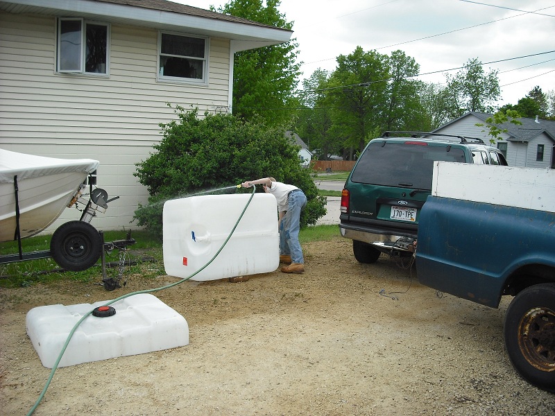 1st attempt at cleaning out veg oil.JPG