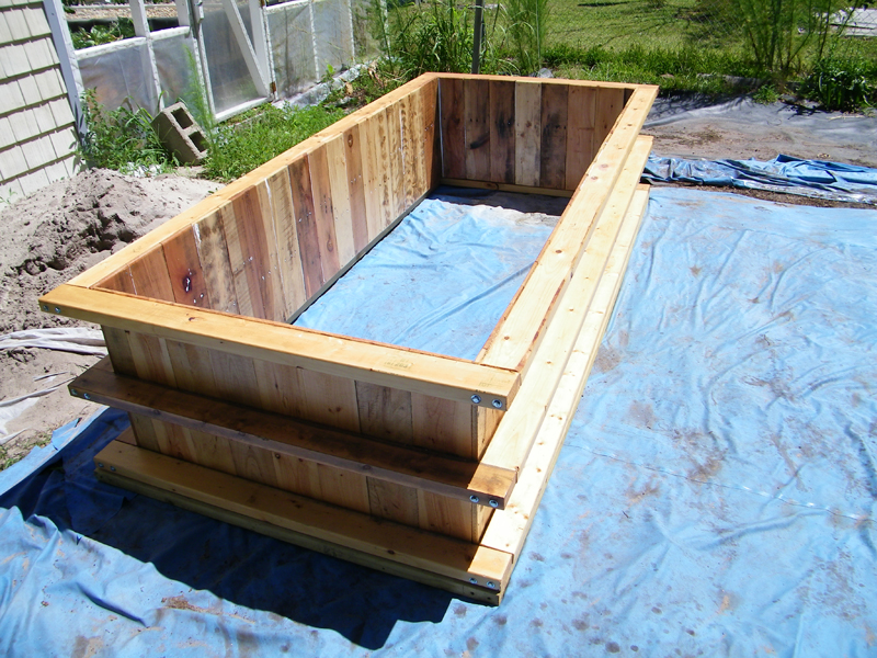 bed ready to finish 1.jpg