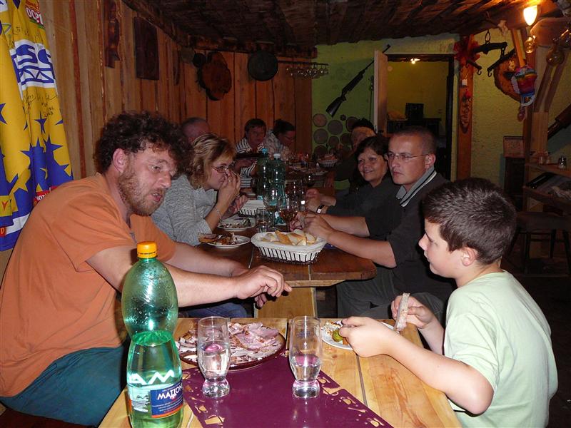 P1040169 (Custom).JPG