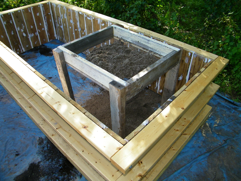 leveling sand 3rd bed.jpg