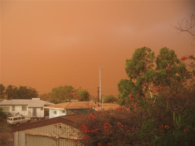 dust storm 003 (Small).JPG