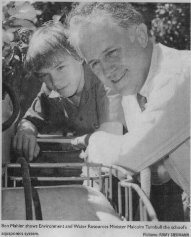 Cairns Post 21Aug2007 BW 4.jpg