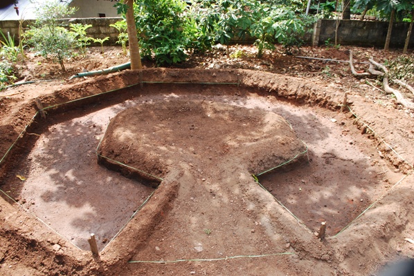 NARDC Octagonal Growbed Construction.jpg