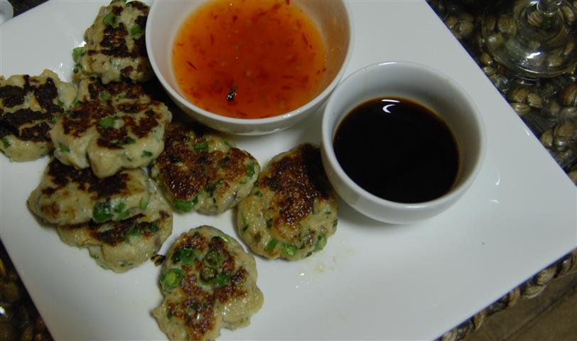 thai fish cakes (Small).jpg