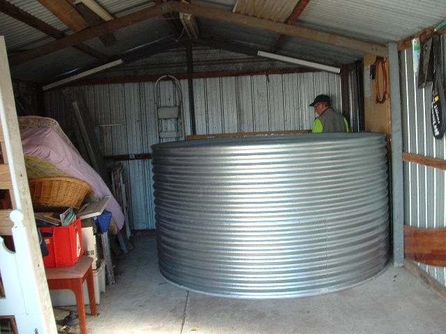 Grow beds,sump and fish tank. 009.jpg