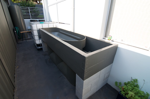 Aquaponics Setup 05012014 003.jpg
