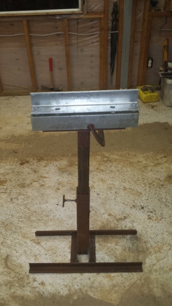 alignment stand 2.jpg