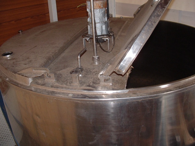 Milk Vat for Aquaponics 007.jpg