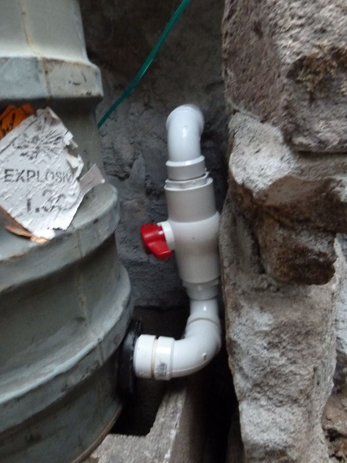 RFF-Dry-Plumbed-yikes-what-a-processs-super-sized-valve.JPG