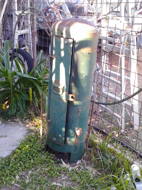 Smoker (480x640) (2).jpg