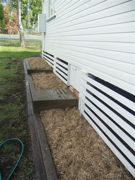 Sheet Mulch Gardens - 17 Sept 06 007 (Medium).jpg