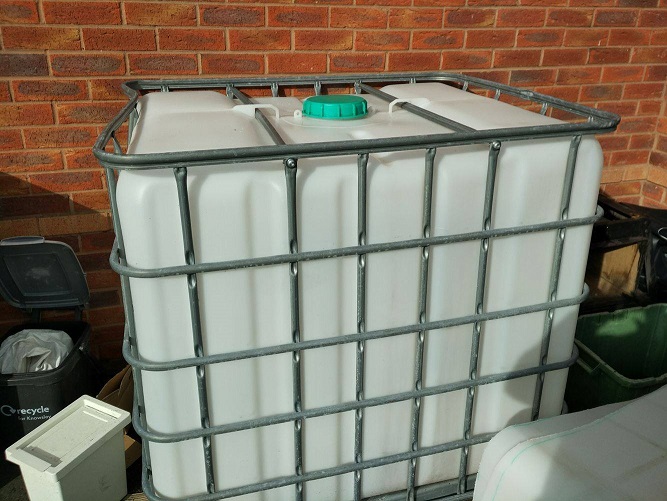 100l IBC.jpg