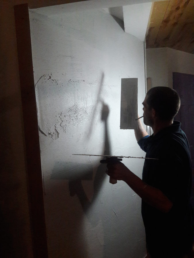 Nov-4th-17-Jone-plastering-scratch-coat.jpg