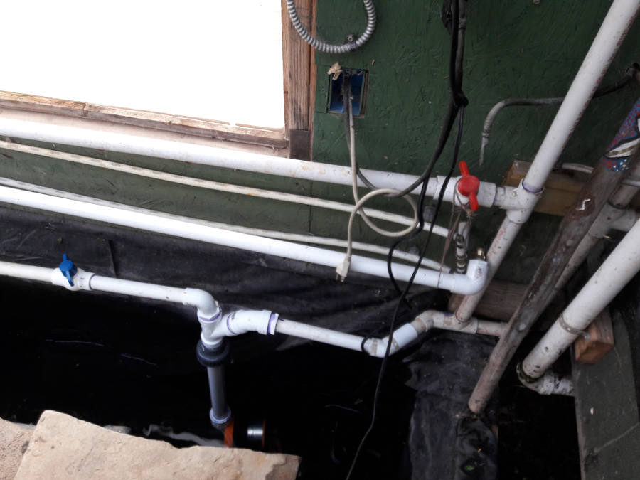 April-24-2018-Aquaponics-water-pump-upgrade-not-pretty-yet.jpg
