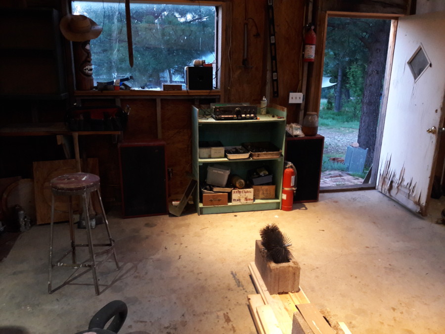 Shop-work-Ye-Olde-Stereo-and-speakers-refurbishing-August-2018.jpg