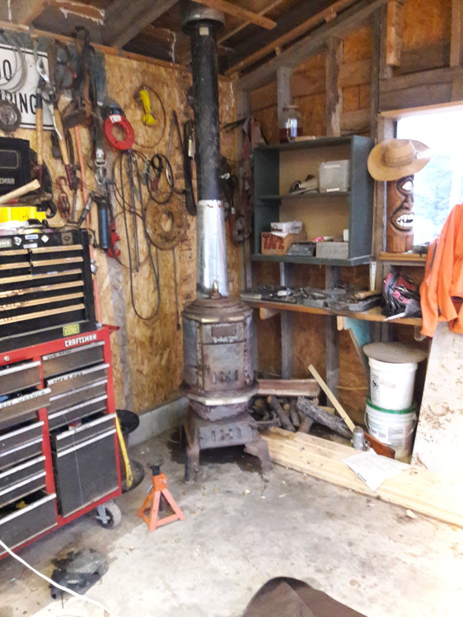 Pot-bellied-stove-installed-in-shop-makes-me-very-happy-Oct-23rd-2018.jpg
