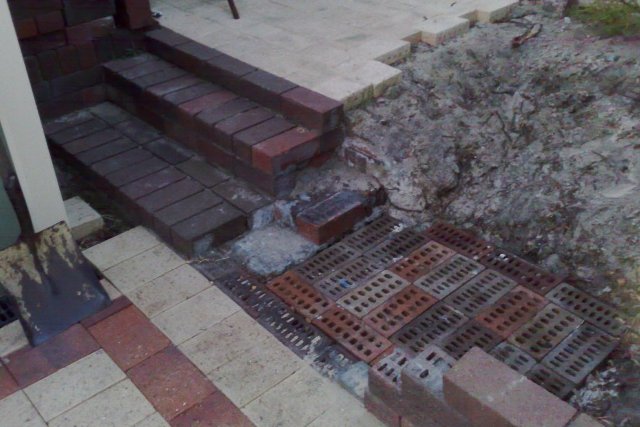 17032008118 small.jpg